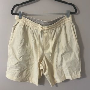 Men’s Lululemon Bowline shorts 8”